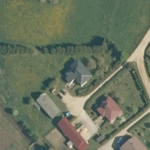 Vaizdas iš viršaus: Pienių g. 1, Laukuva