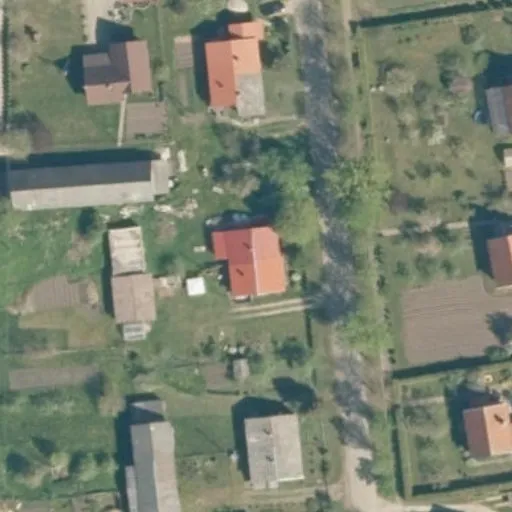Vaizdas iš viršaus: Atgimimo g. 27, Kukorai