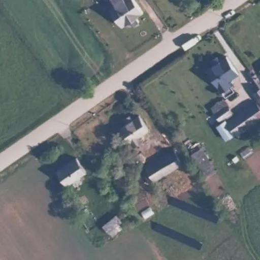 Vaizdas iš viršaus: Dvaro g. 16, Varputėnai