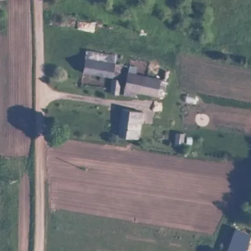 Vaizdas iš viršaus: Dirbtuvių g. 1, Varputėnai