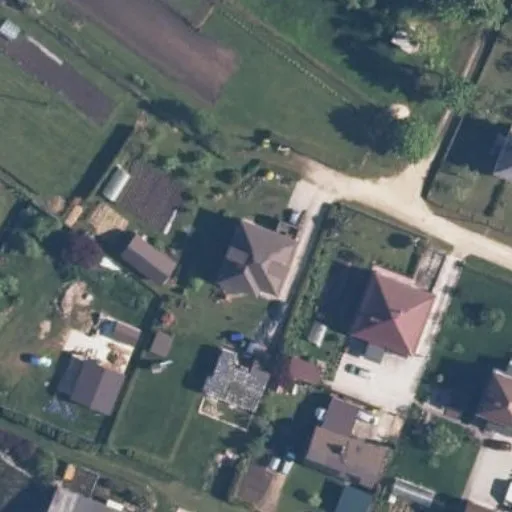 Vaizdas iš viršaus: Alyvų g. 25, Kairiai