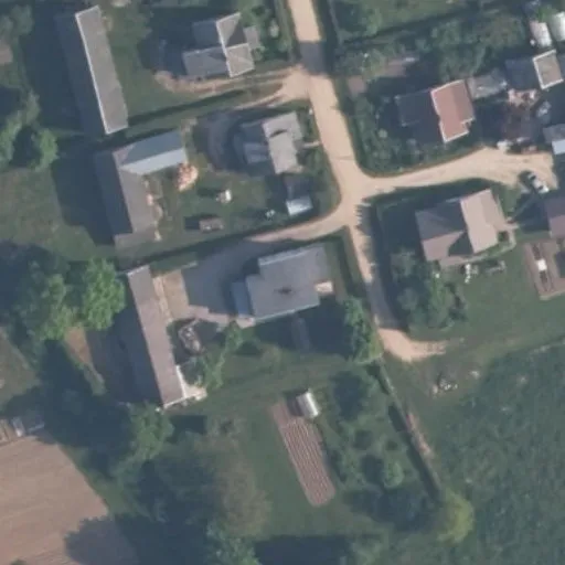Vaizdas iš viršaus: Statybininkų g. 1, Rotuliai